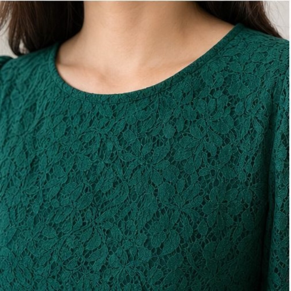 Emerald Ruffle Blouse - Picture 4 of 6